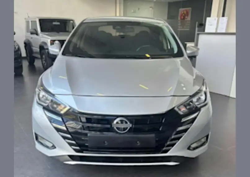 NISSAN VERSA AÑO 2024